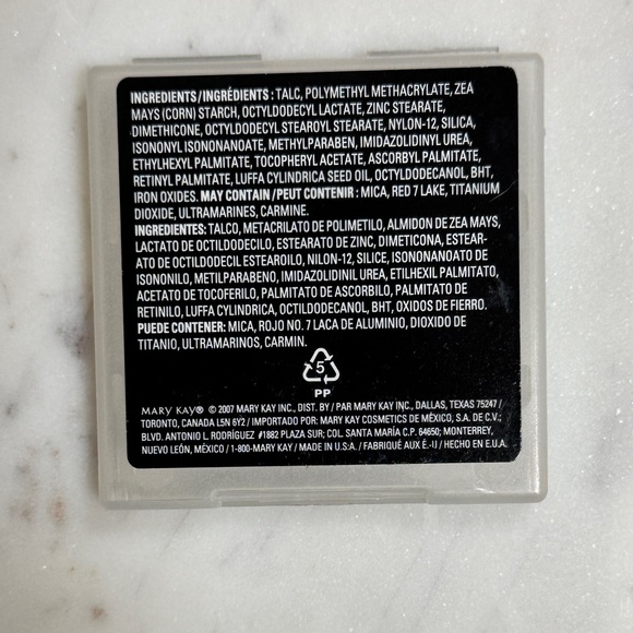 Mary Kay Mineral Cheek Color - Strawberry Cream - Picture 2 of 2